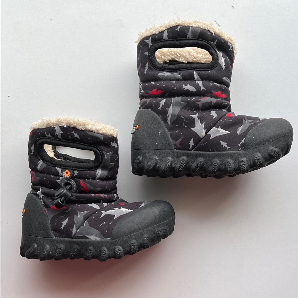 Bogs Kids Black Gray Red Shark-Print Insulated Rain & Snow Boots